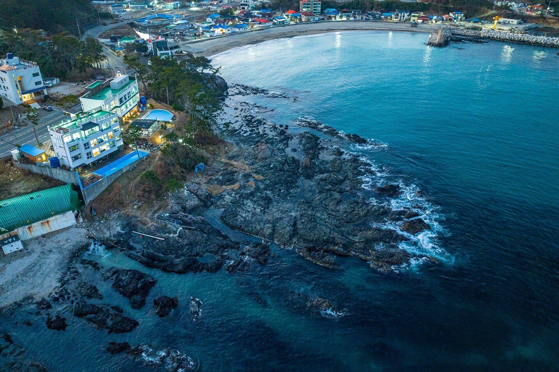 Vista Exterior Pohang Pinewave Sea & Spa Pension