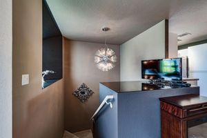 Alquiler Vacacional - La Palme Stylish Condo.  Walk from the Airport.