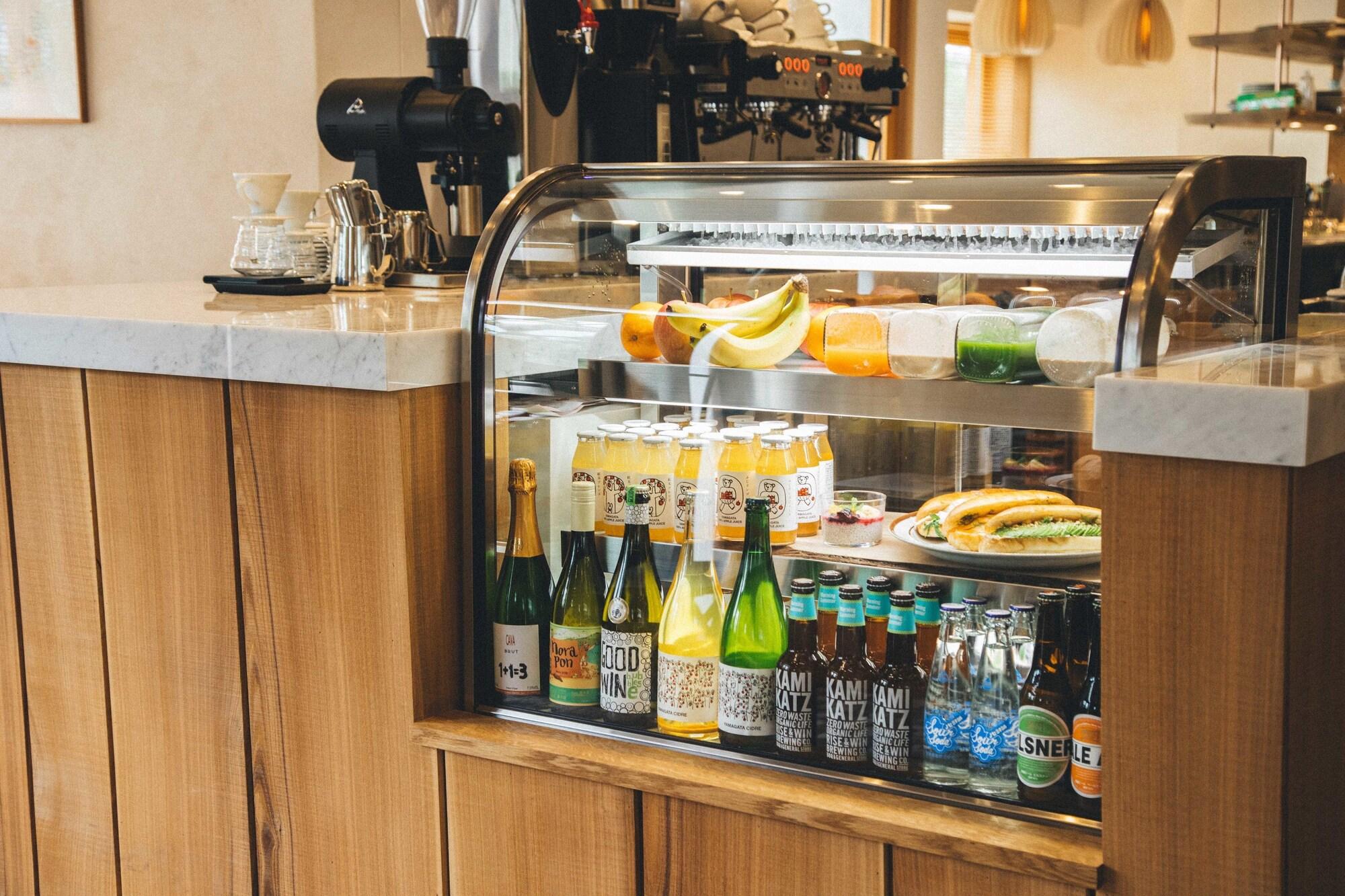 Bar/Salón Hotel Noum OSAKA