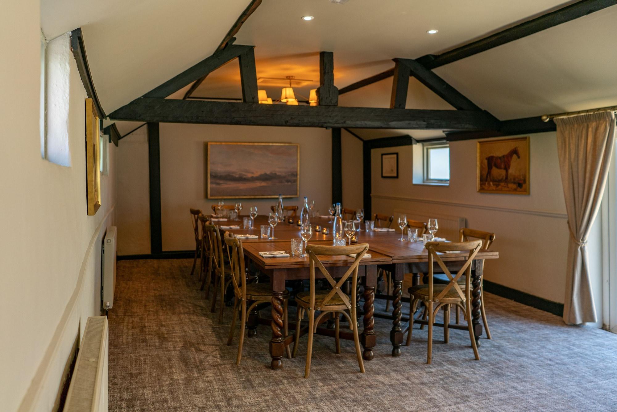 Sala de Reuniones High Corner Inn
