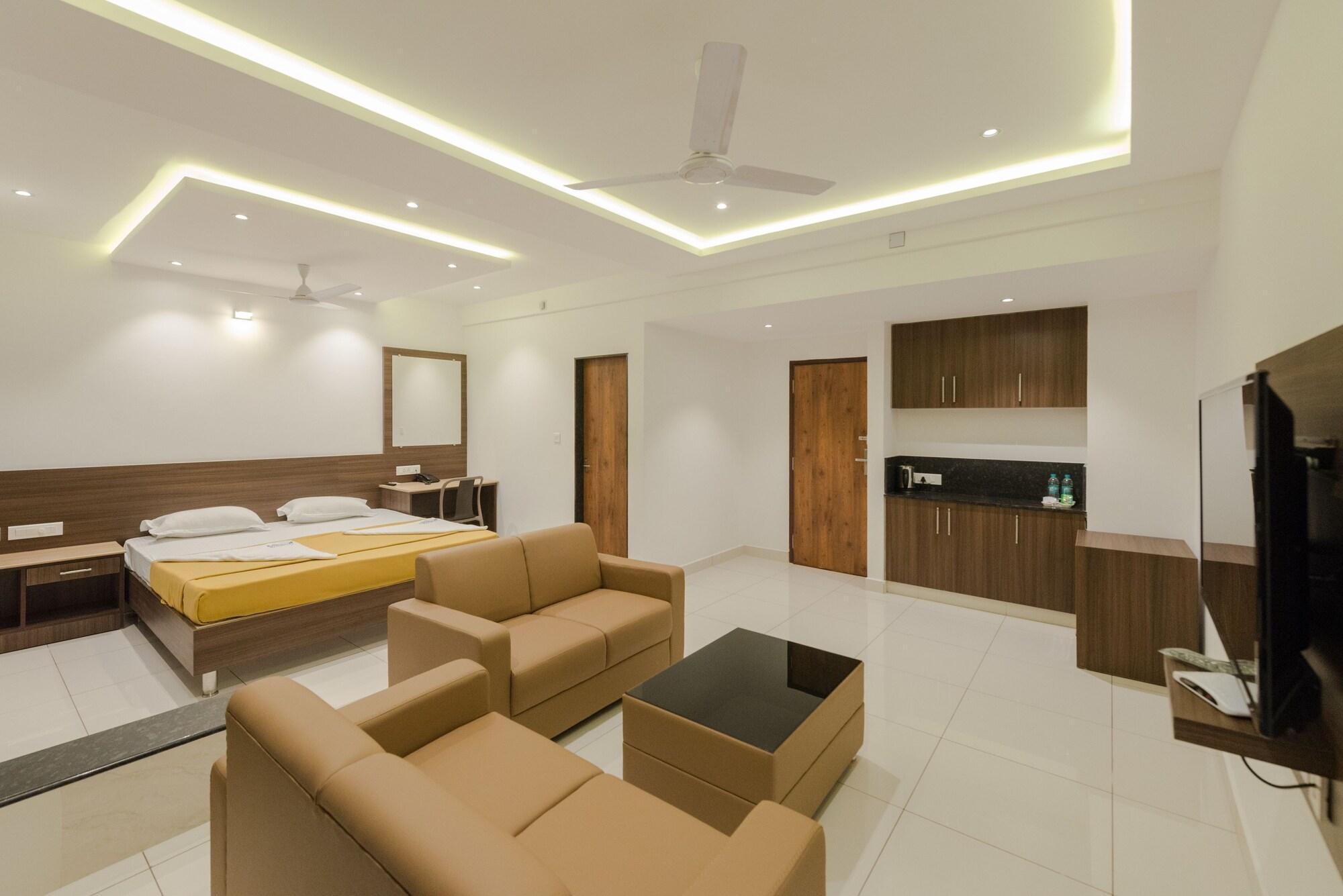 Varios Hotel Karuna Residency