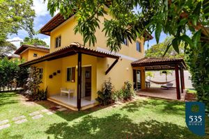 Aluguel por temporada - Linda Casa de Praia 3 Quartos em Praia do Forte