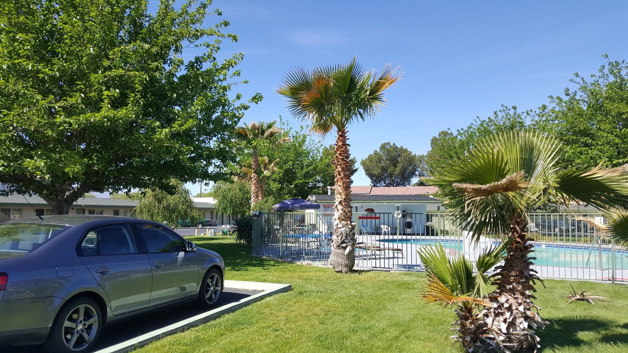 Vista Exterior Town House Motel