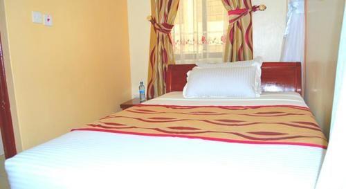 Varios Homeland Hotel