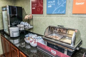 Alojamiento - Comfort Inn & Suites North at the Pyramids