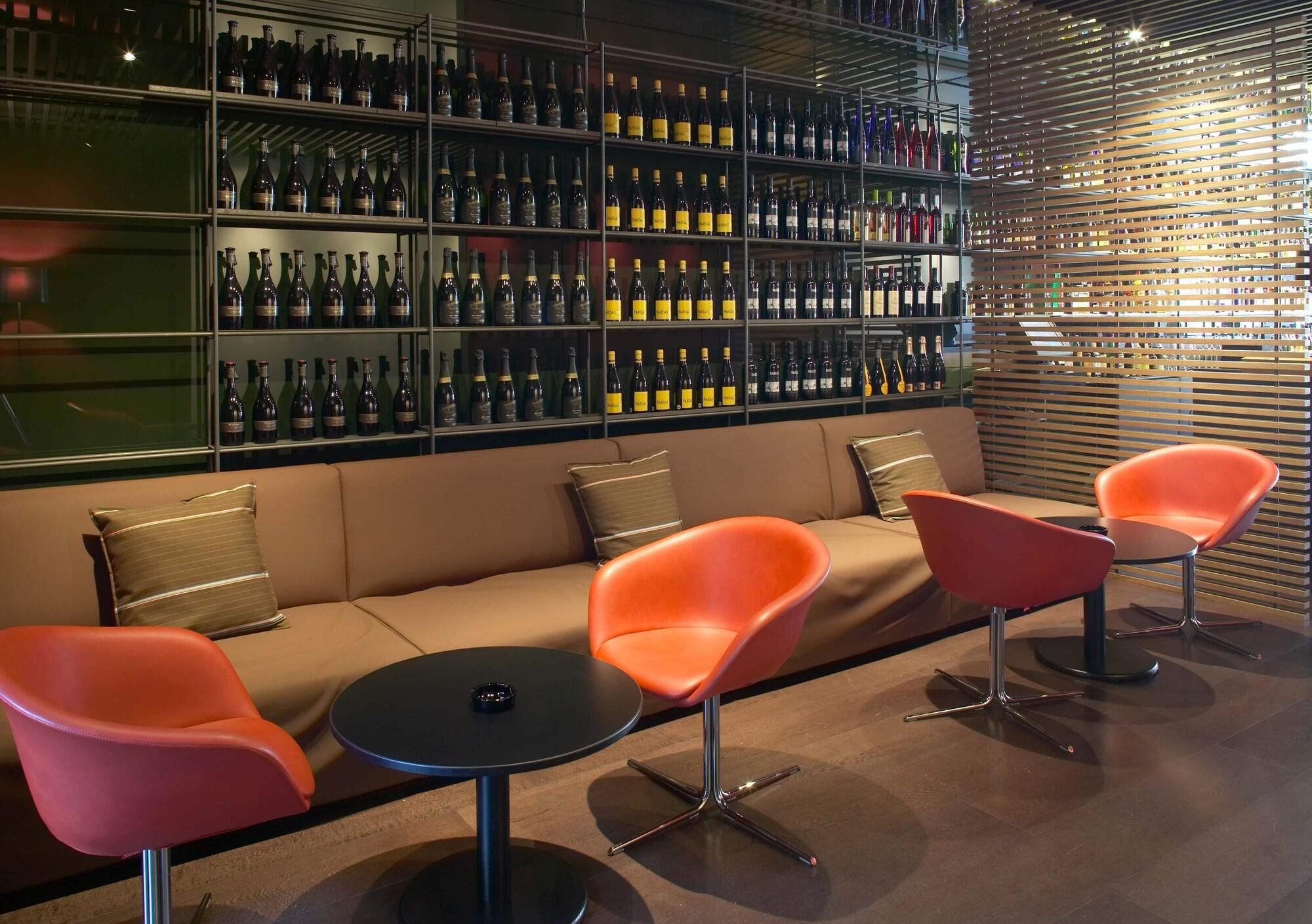 Bar/Salón Mercer Casa Torner i Güell