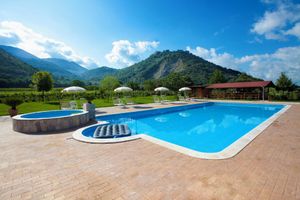Alquiler Vacacional - Large apartment in a medieval stone Court, terrace, great view, pool use