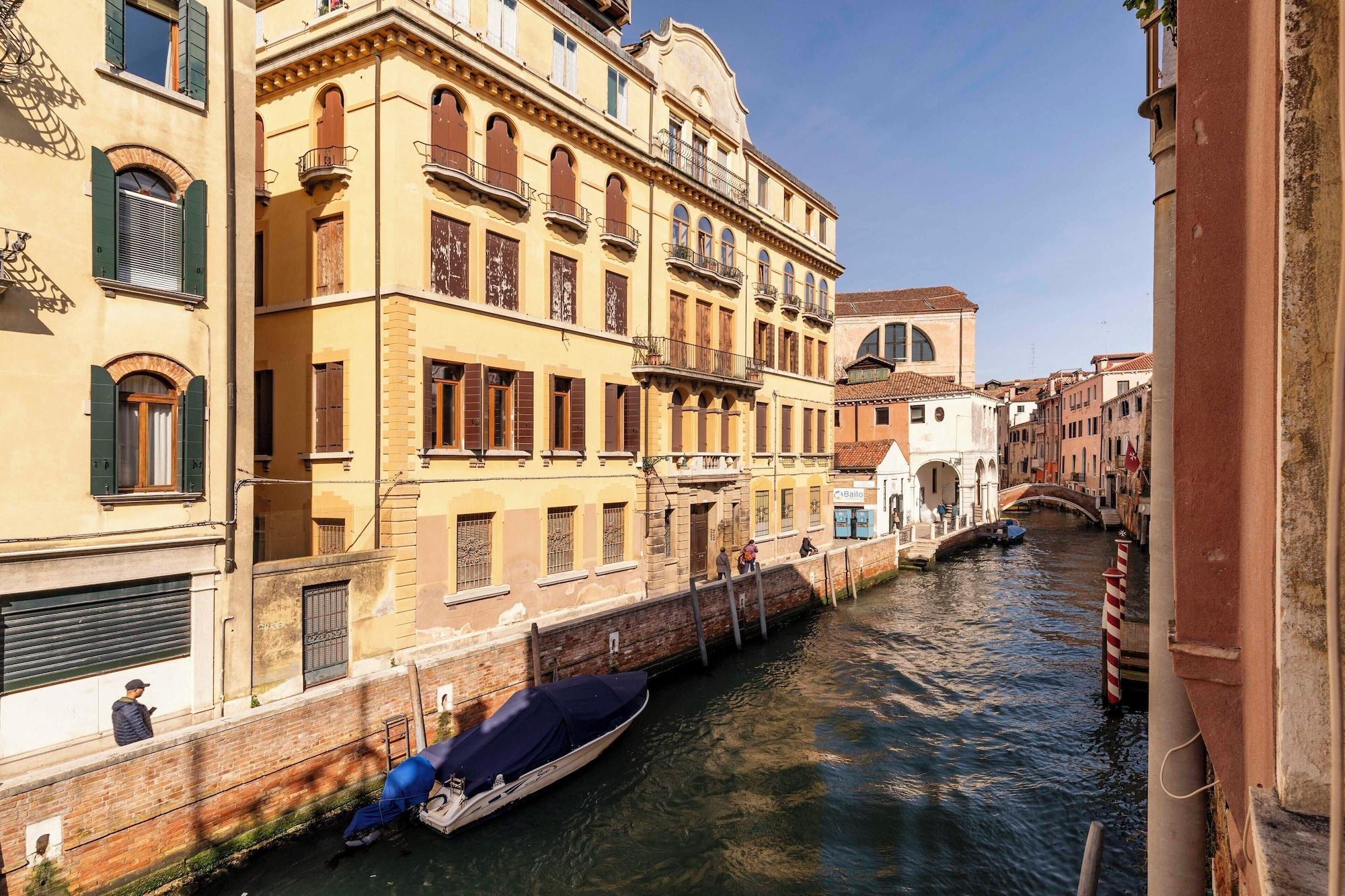 Vista Exterior Residence Ca di Malta by Wonderful Italy