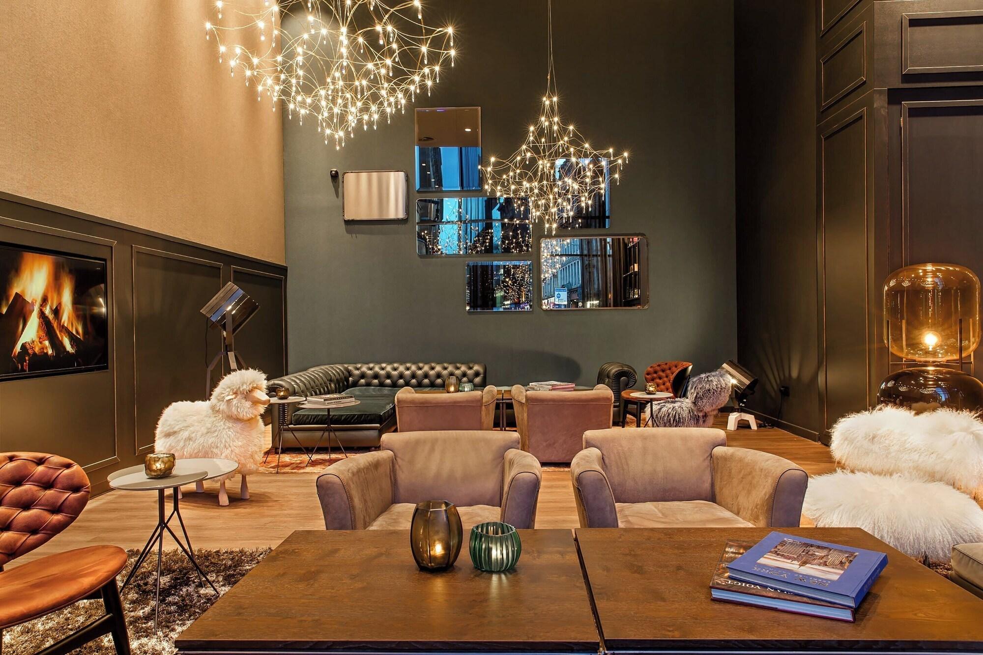 Bar/Salón Motel One Glasgow