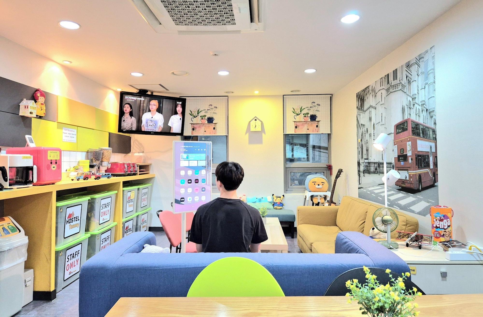 Vista Lobby Hostel Tommy