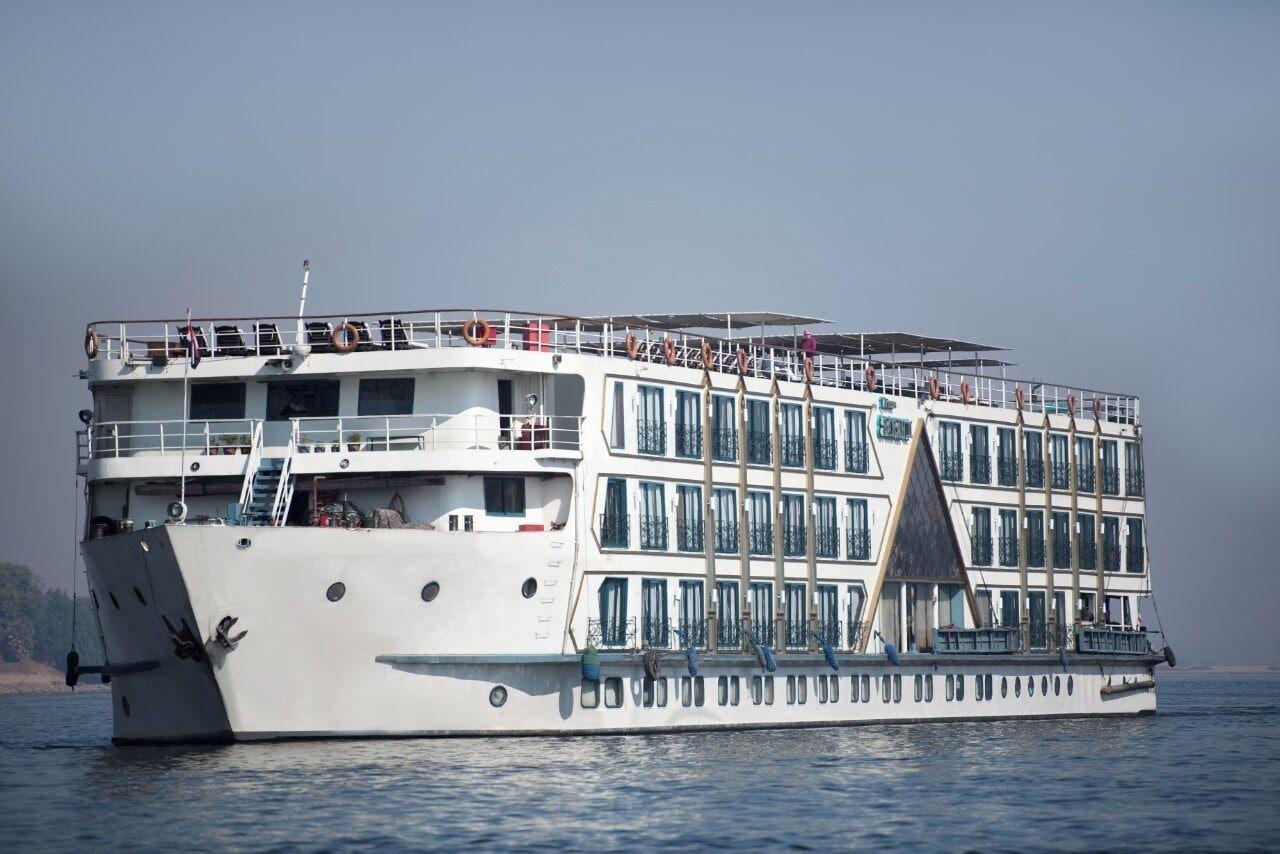 Vista Exterior Excellent Nile cruise 4 & 6 Nights