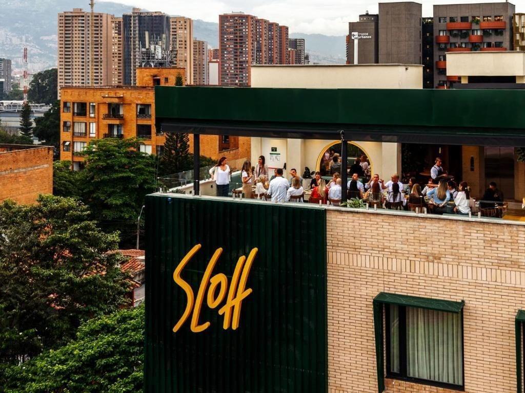 Vista Exterior Sloh Hotel & Bar Manila Medellin