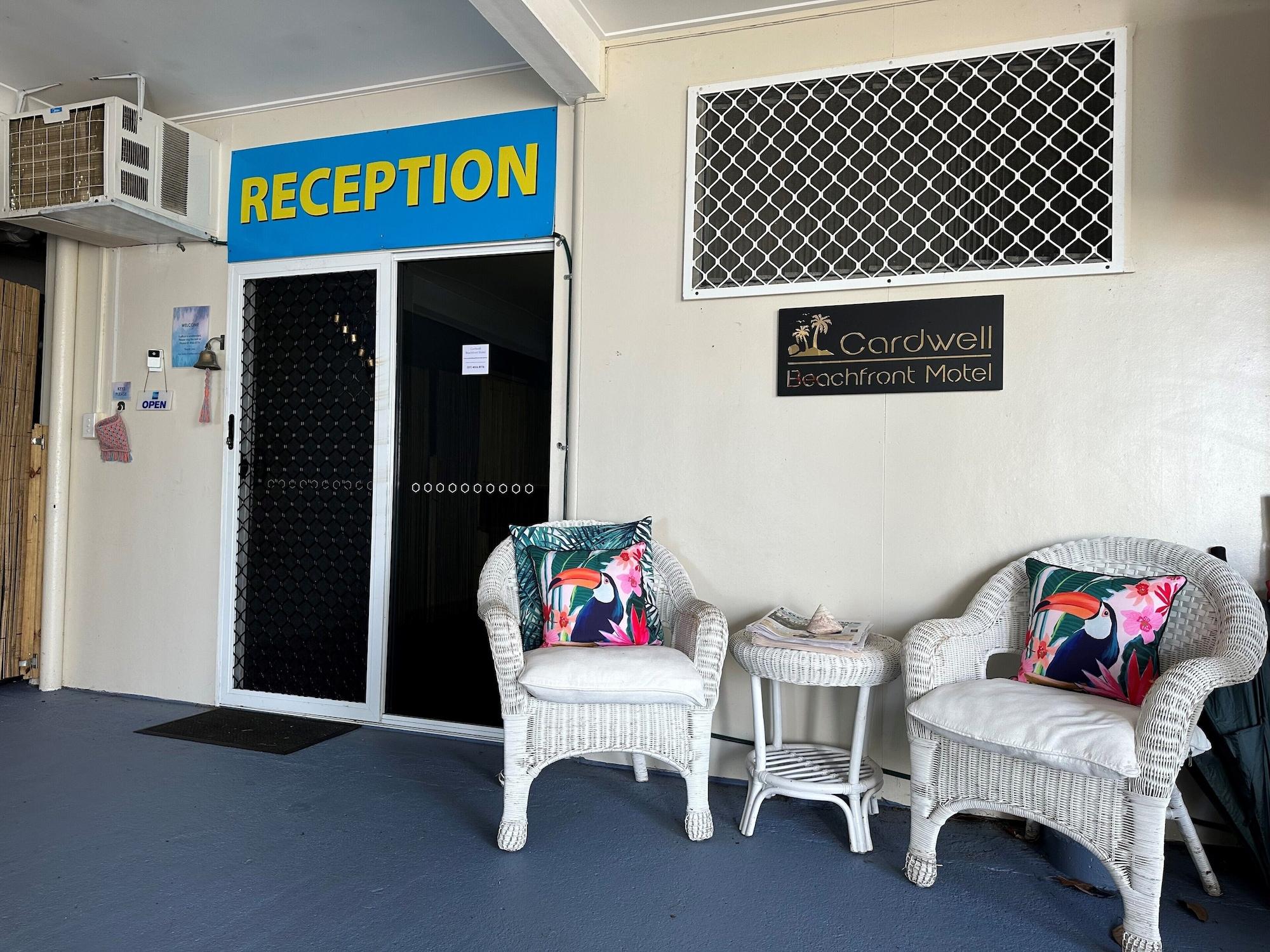 Vista Lobby Cardwell Beachfront Motel