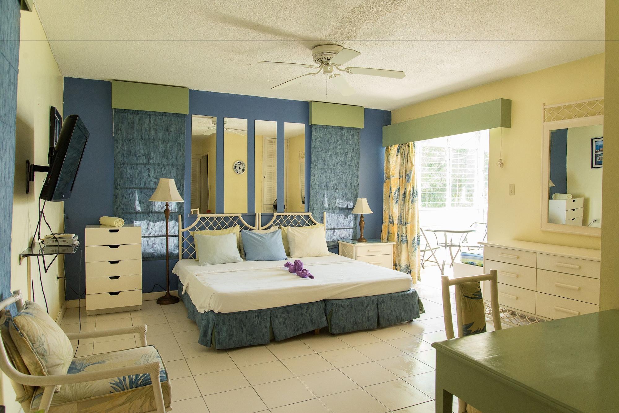 Varios Hipstrip Beach Studio