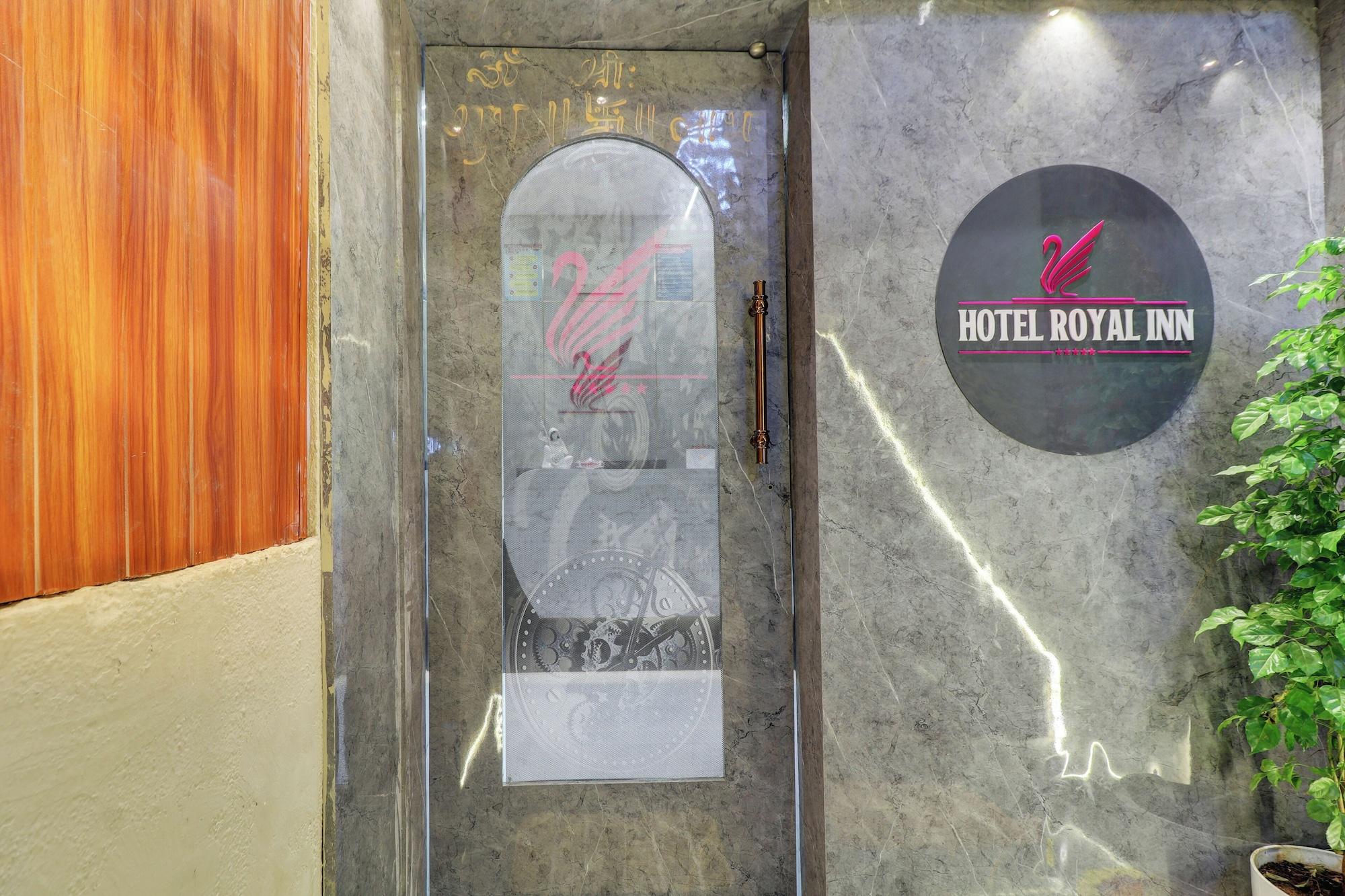 Vista Exterior Royal Inn