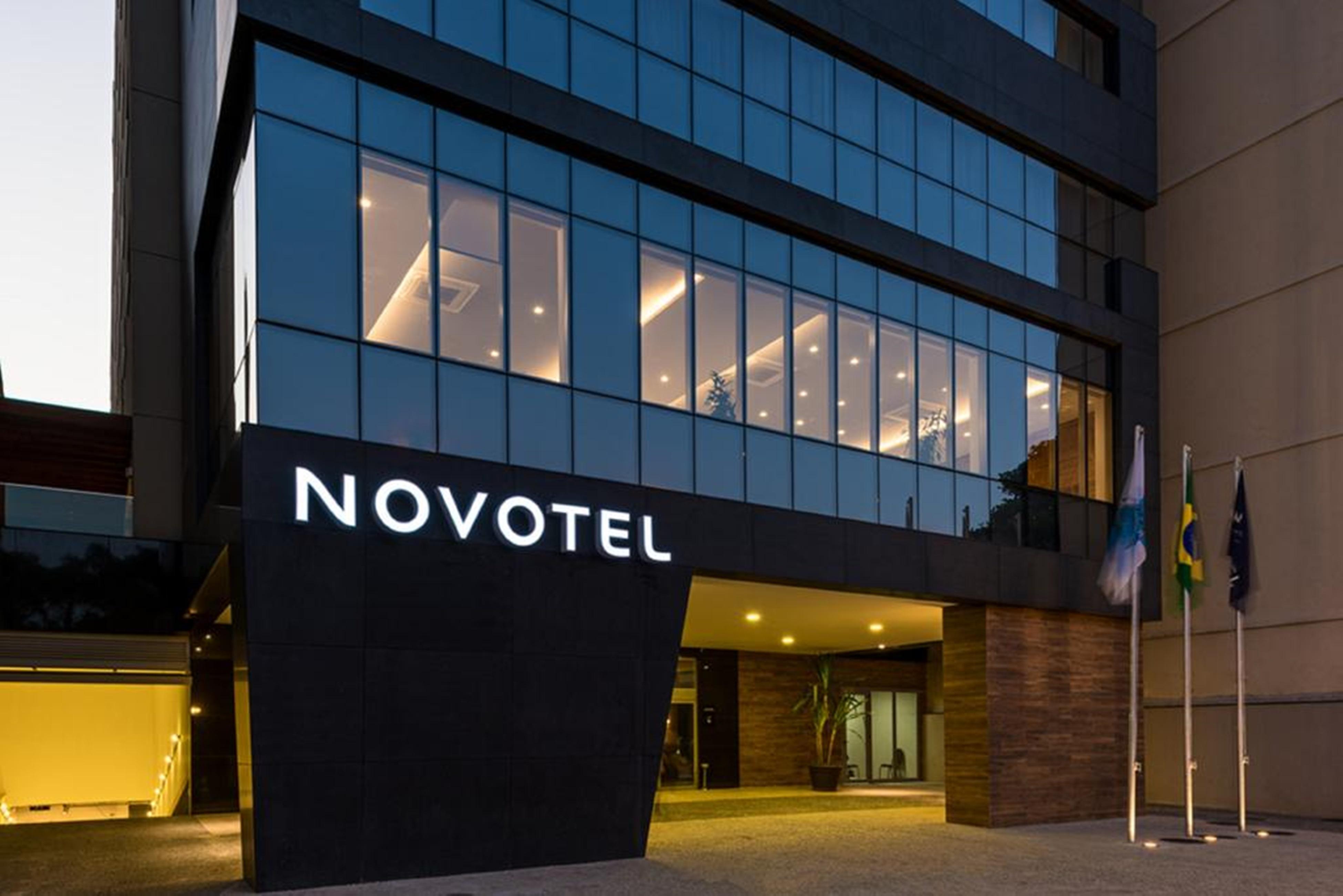 Vista Exterior Novotel RJ Praia de Botafogo Hotel