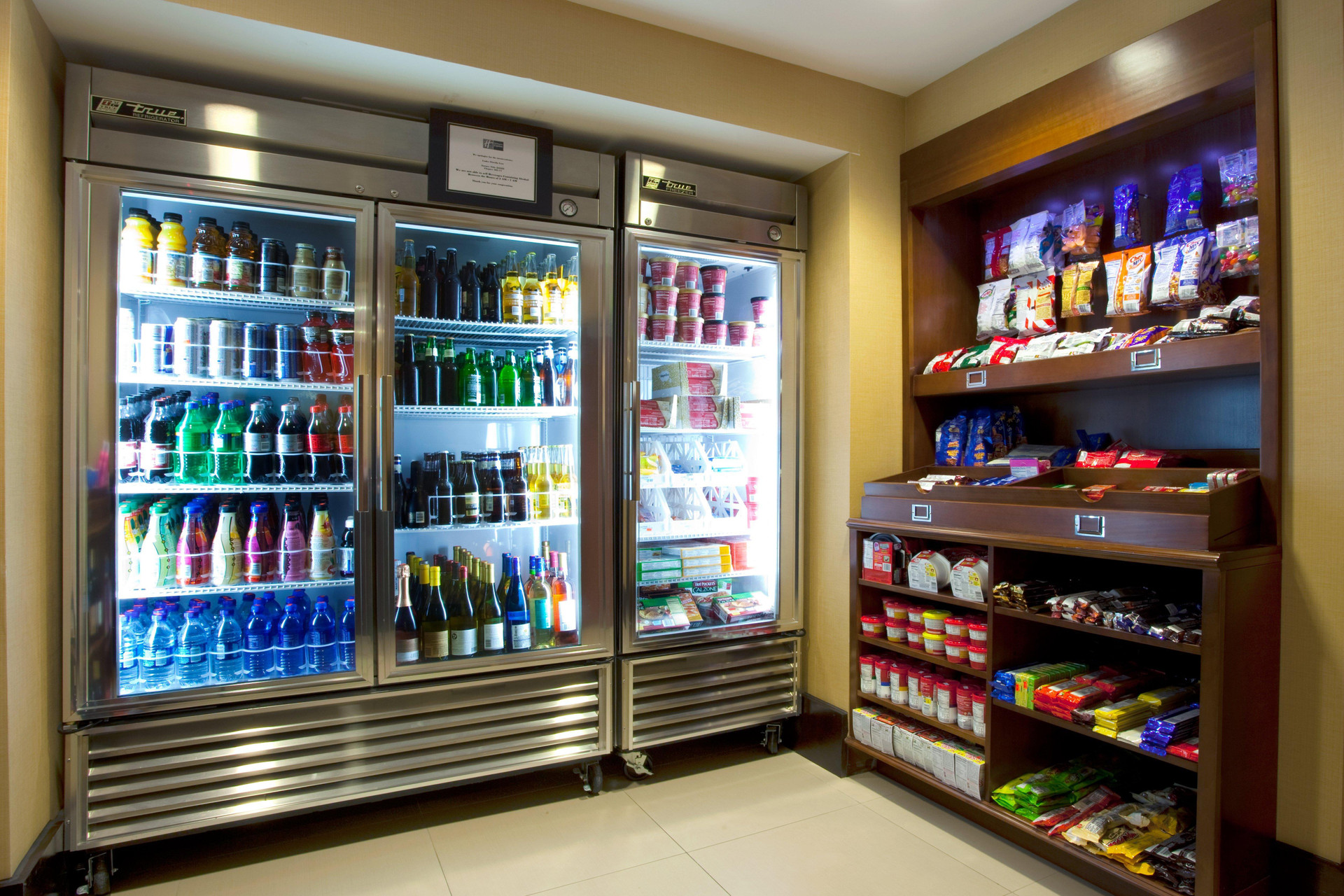 Vista Lobby Holiday Inn Express Jacksonville Beach by IHG