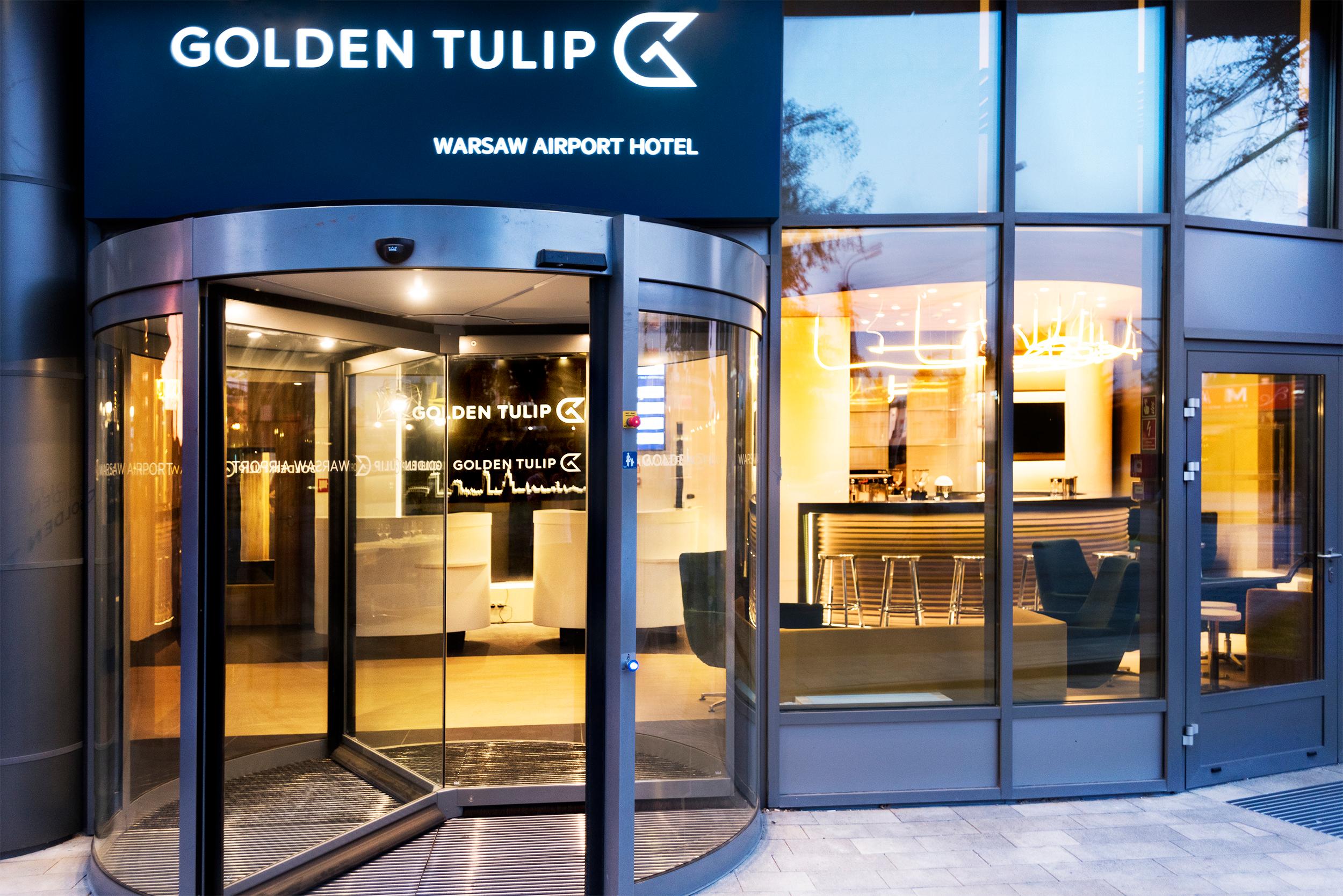 Vista Exterior Golden Tulip Warsaw Airport