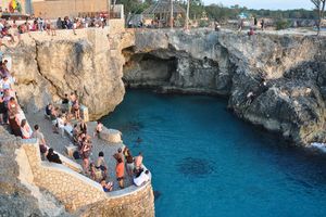 Actividad - Playa Negril y Ricks Cafe