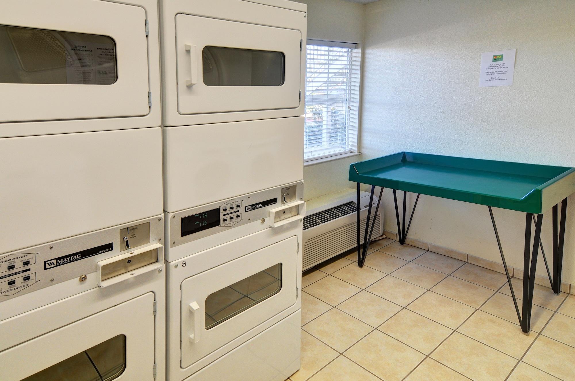 Comodidades del Alojamiento InTown Suites Extended Stay Lewisville TX East Corporate Drive