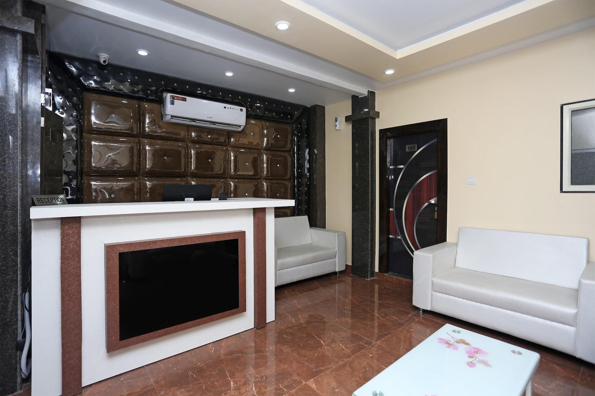 Vista Lobby OYO 15530 Hotel G S Residency
