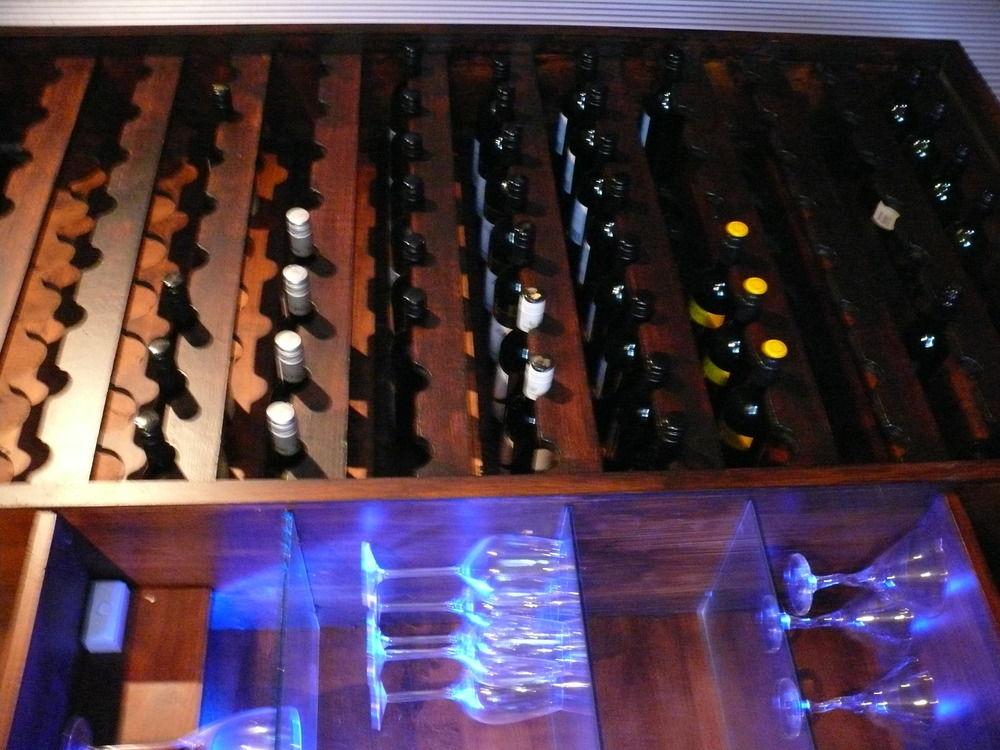 Restaurant Raintree Motel Biloela