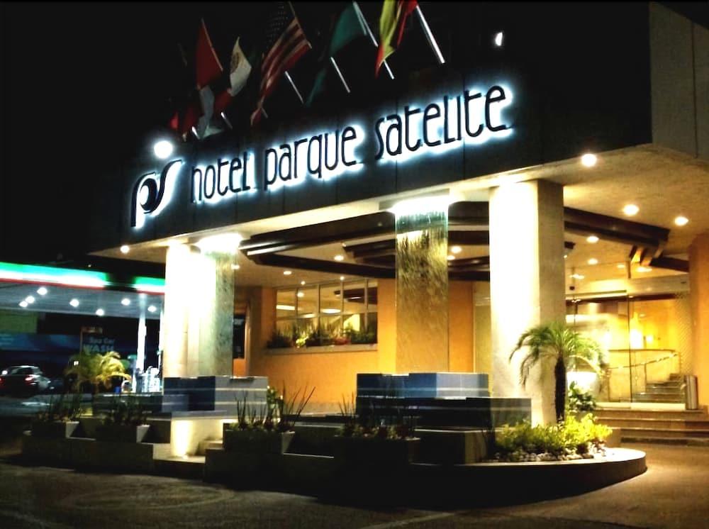 Varios Hotel Parque Satelite