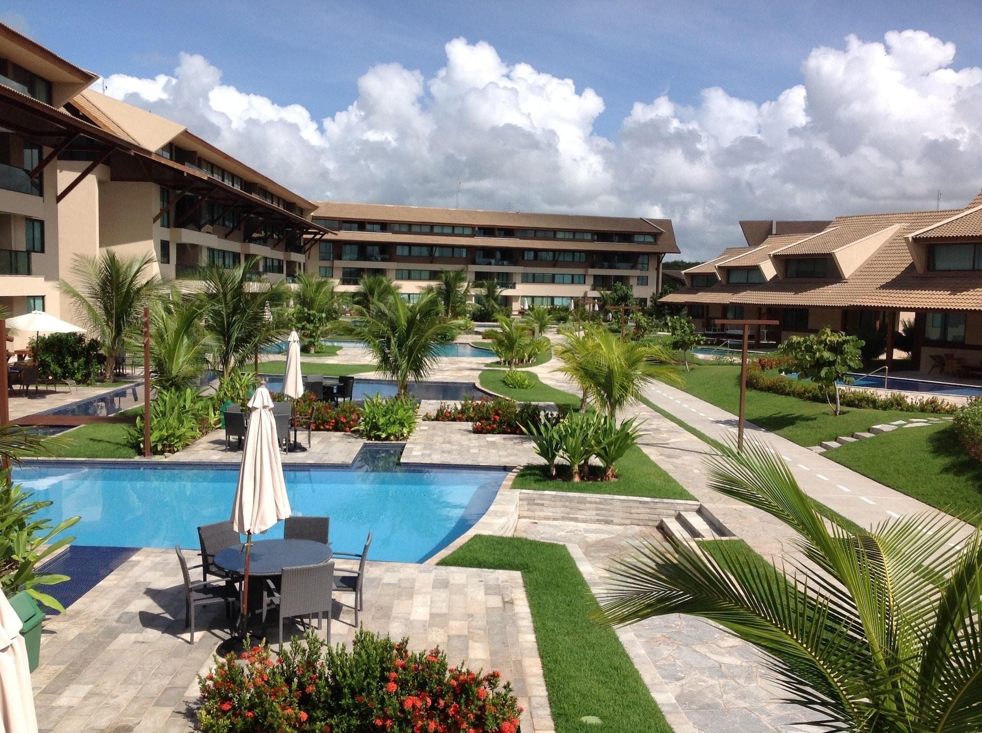 Vista Piscina Flat Nui Supreme Beach Living