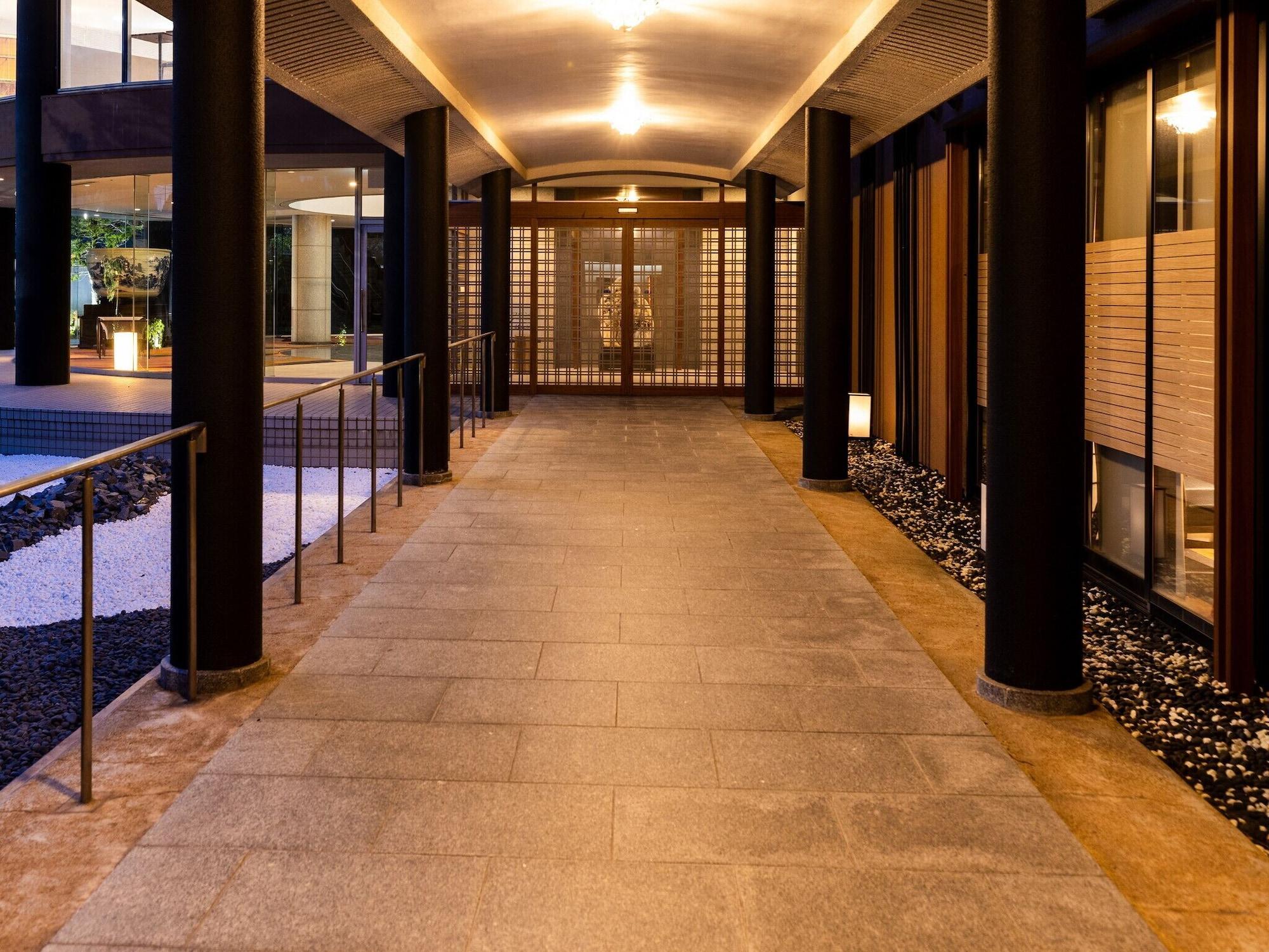 Vista Exterior APA Hotel & Resort Kaga Katayamazu Onsen Kasuikyo