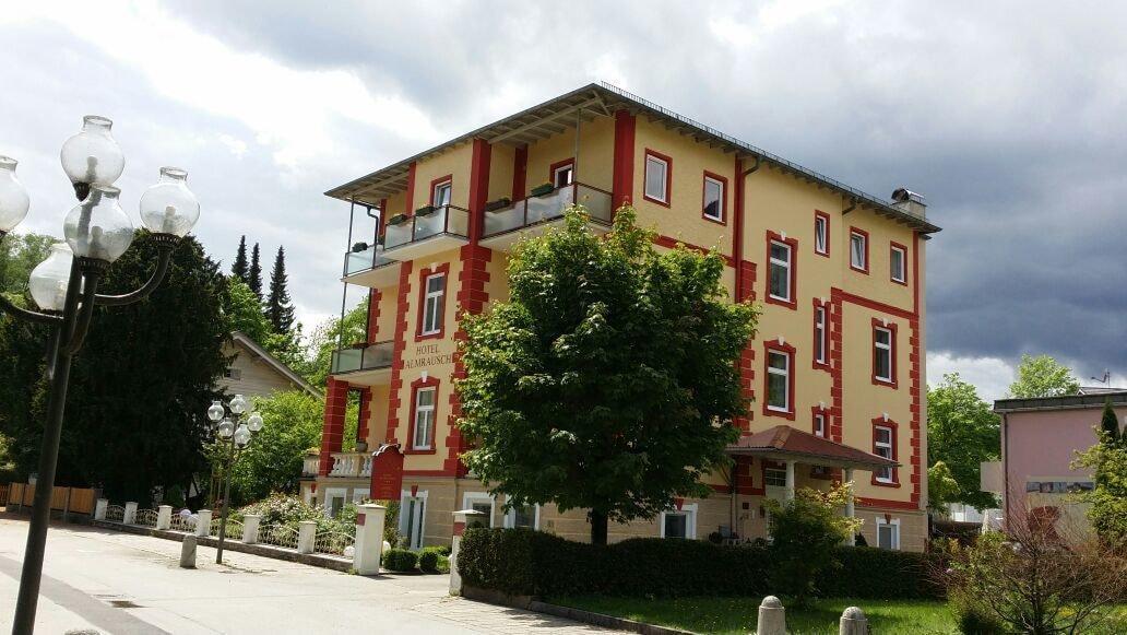 Varios Hotel Almrausch