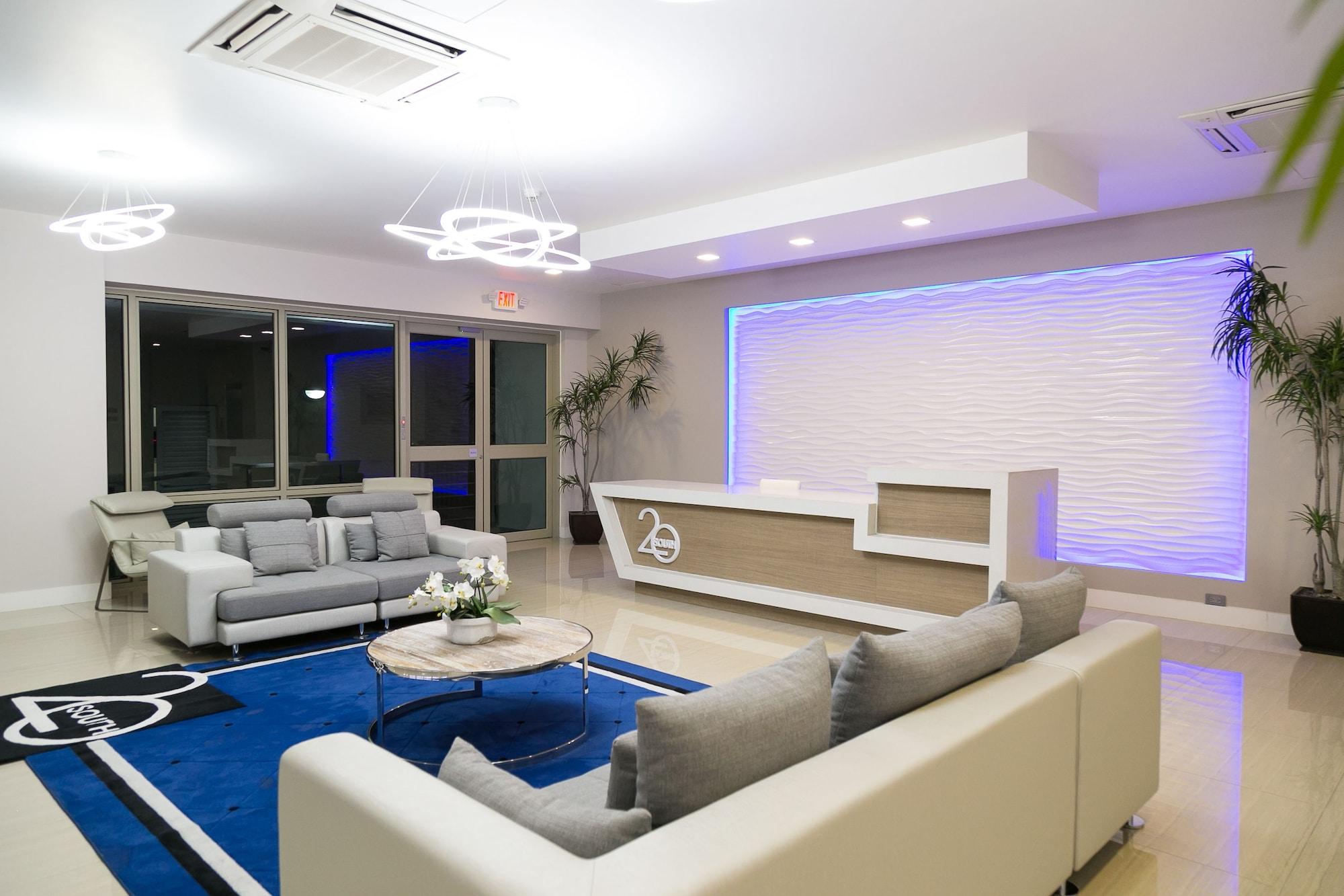 Vista Lobby Ultra Luxury Apartment at  20 South
