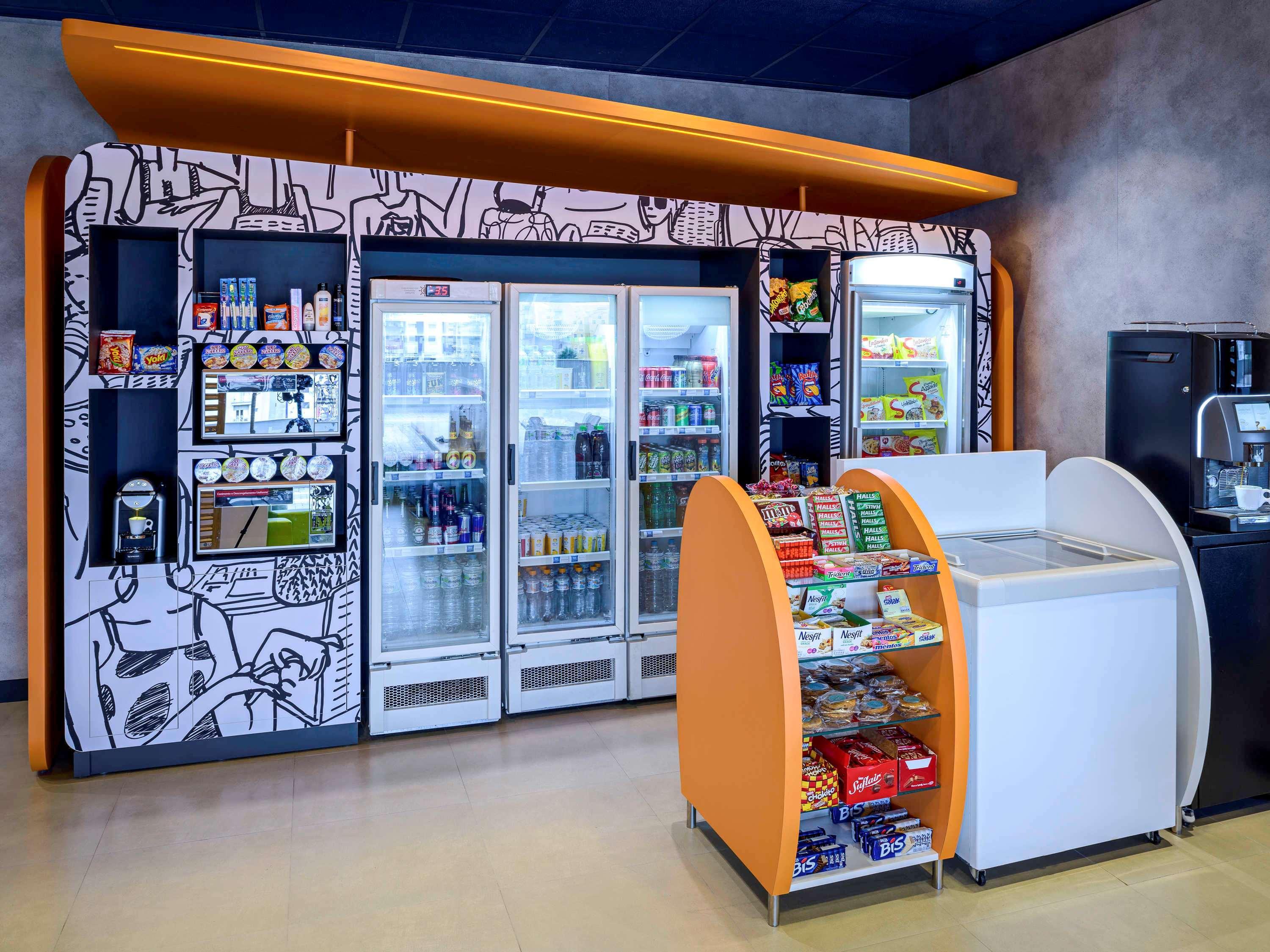 Bar/lounge ibis budget Sorocaba