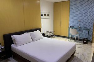 Alojamiento - HOTEL OLH VERSALLES