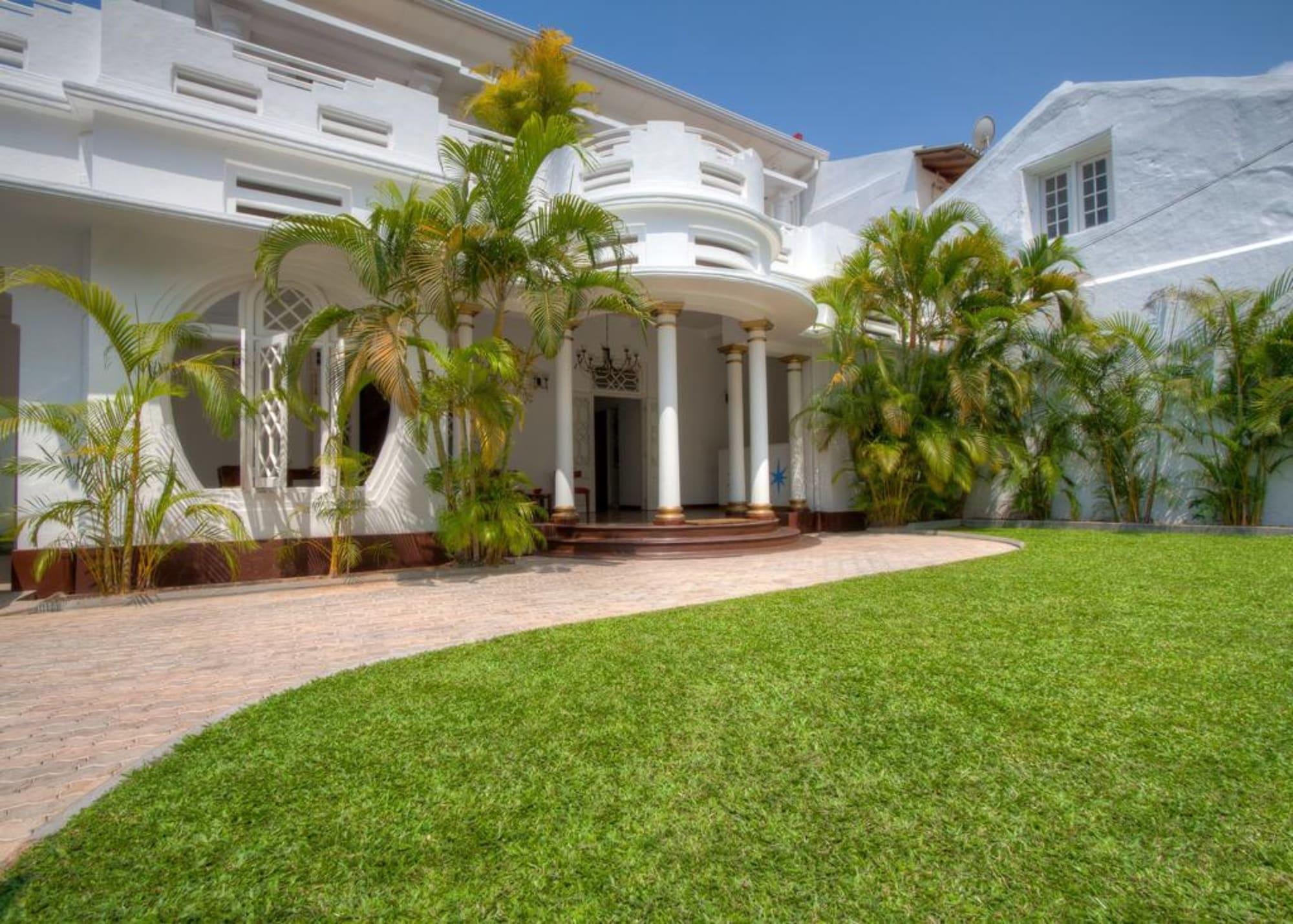 Vista Exterior Deco On 44