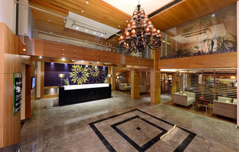 Vista Lobby Leisure Inn West Gurgaon