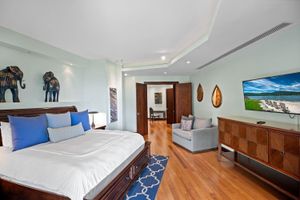 Alquiler Vacacional - Luxury Viridian Villa • Private Staff • 1.5M Fishing Yacht + Wake Surf Boat