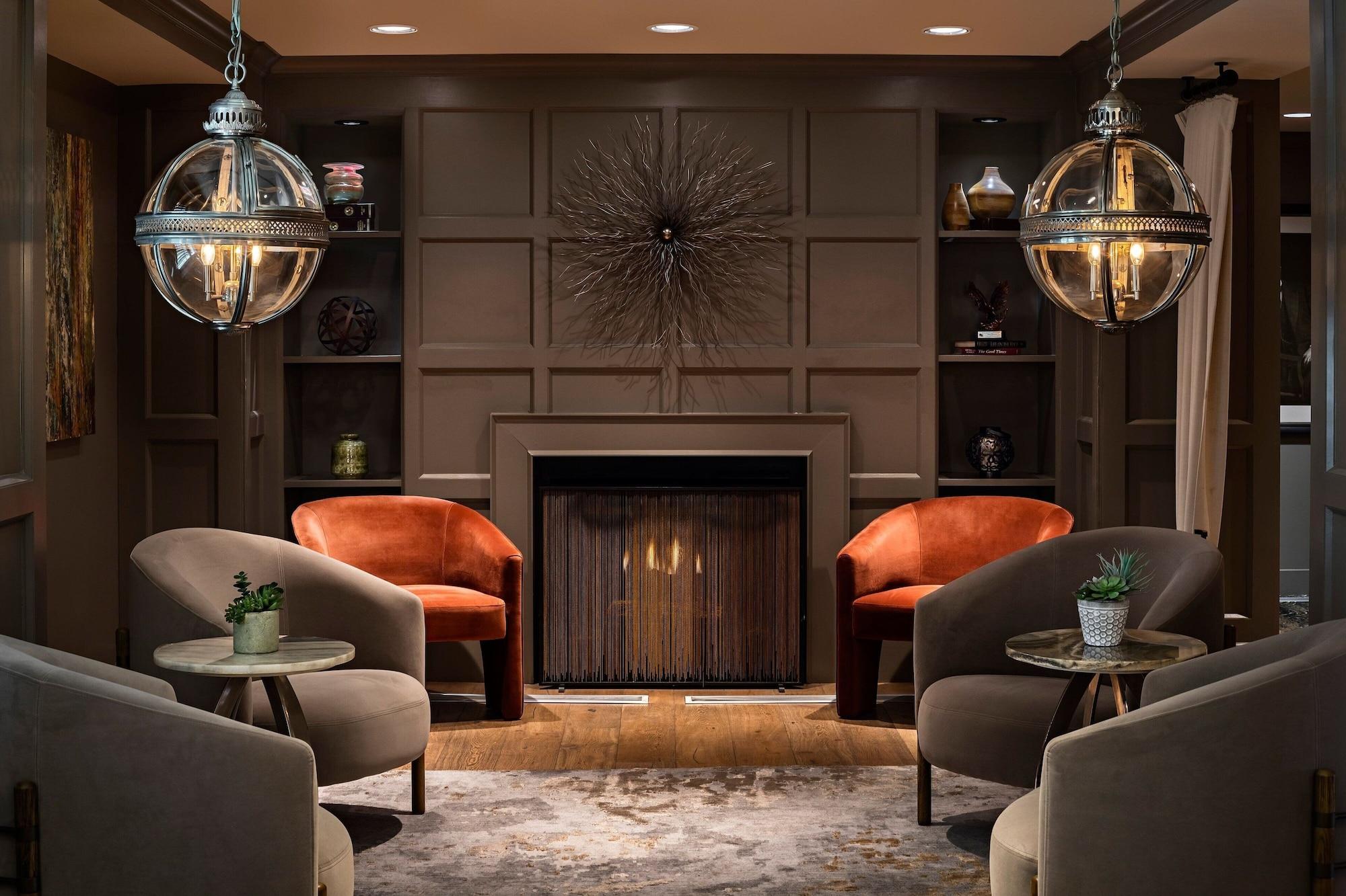Vista Lobby Ambassador Hotel Oklahoma City, Autograph Collection