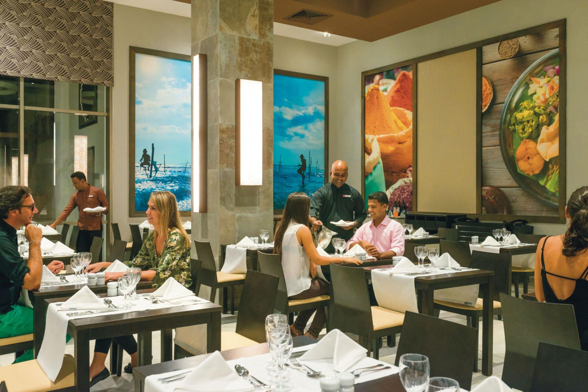 Restaurant Hotel Riu Sri Lanka - All Inclusive