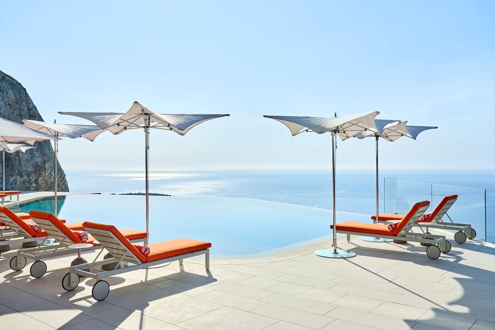 Vista Piscina The Maybourne Riviera, Maybourne