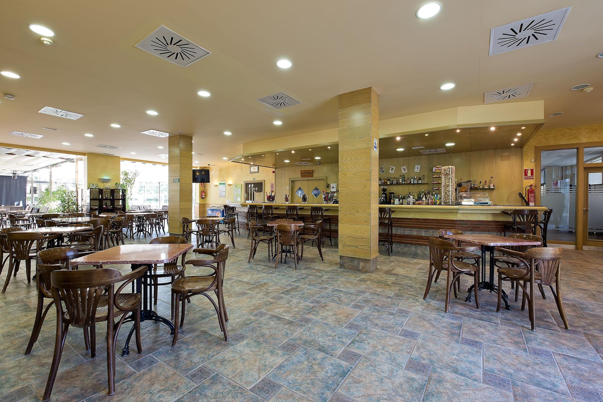 Bar/Salón Pineda Park