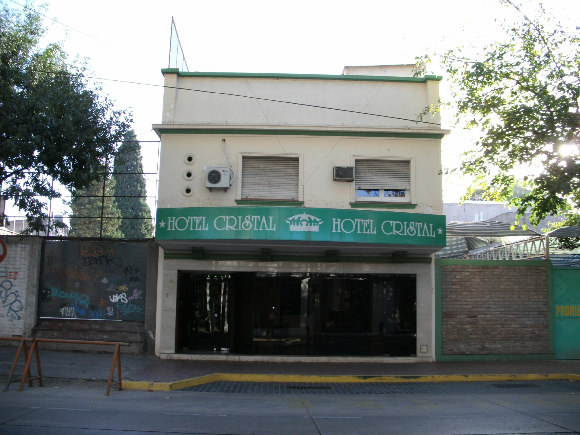 Vista Exterior Hotel Cristal