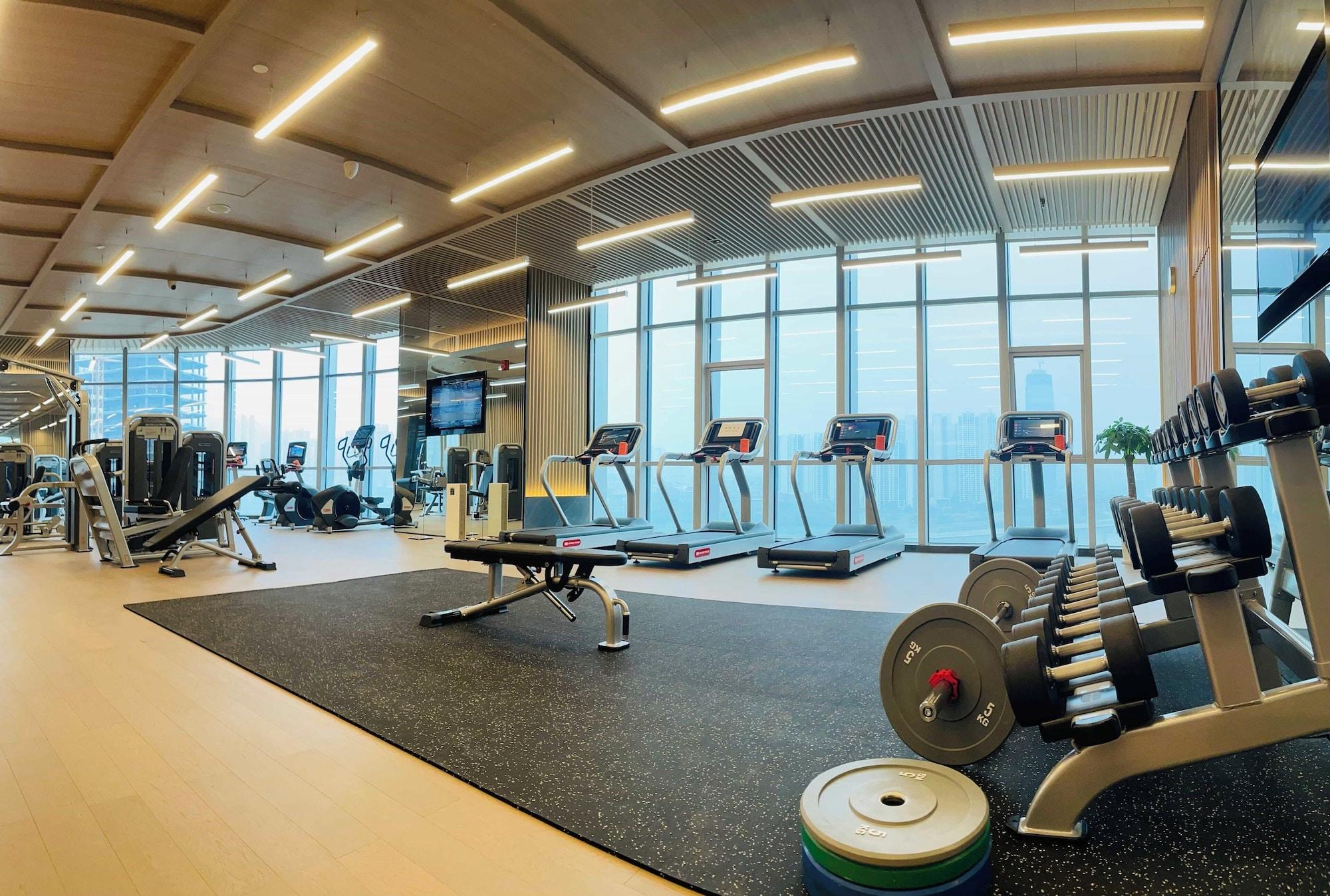 Gimnasio HUALUXE Yibin by IHG