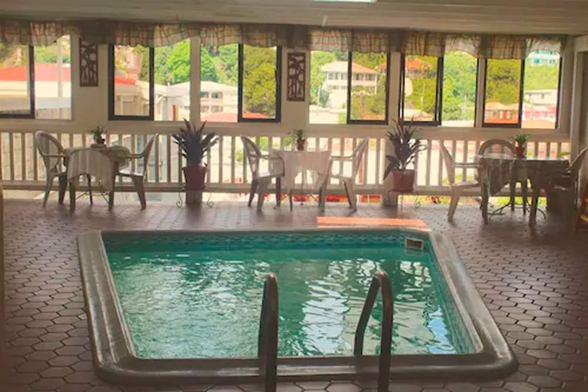 Vista Piscina Bunker Hill Hotel