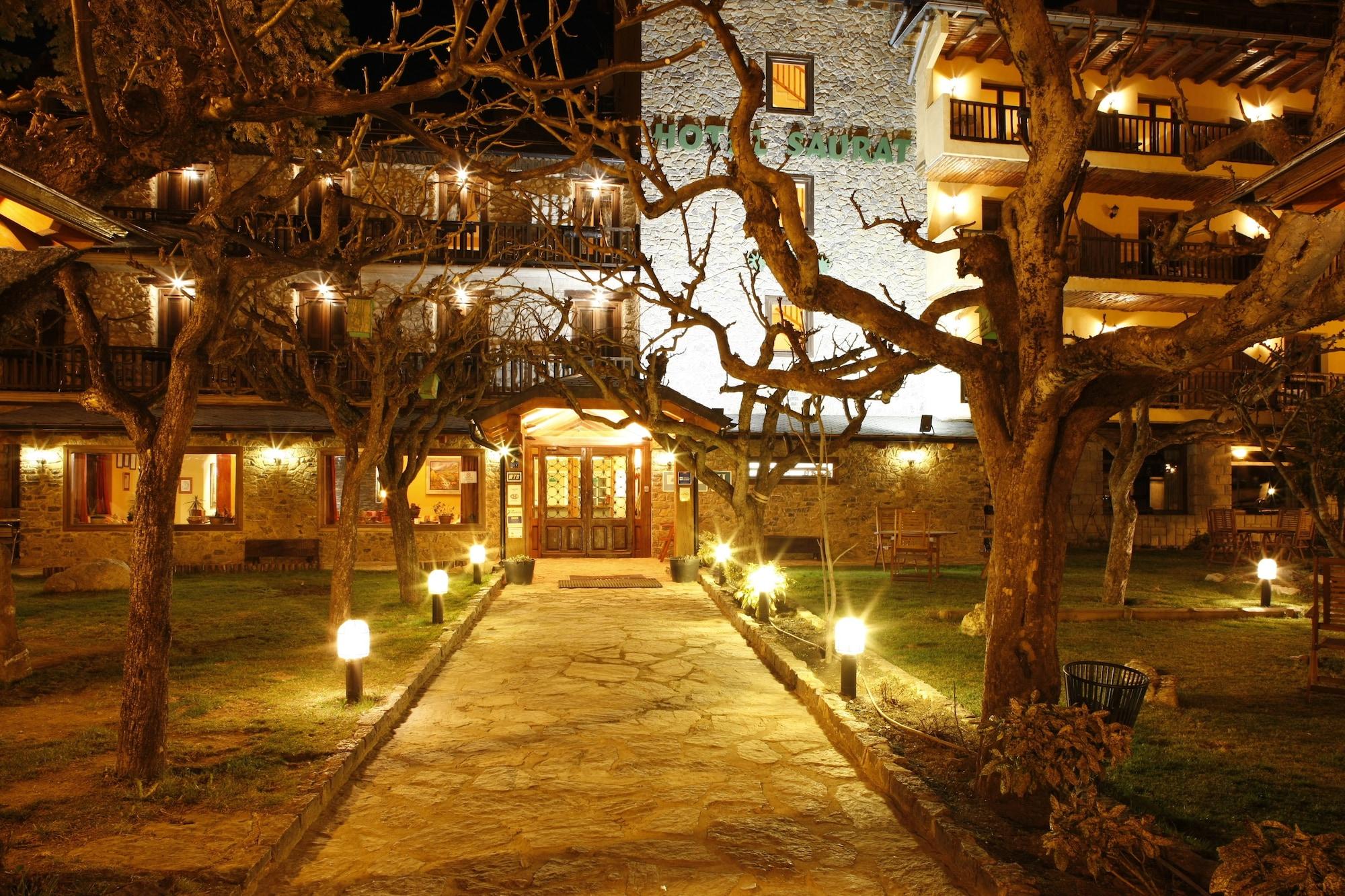 Varios Hotel Saurat