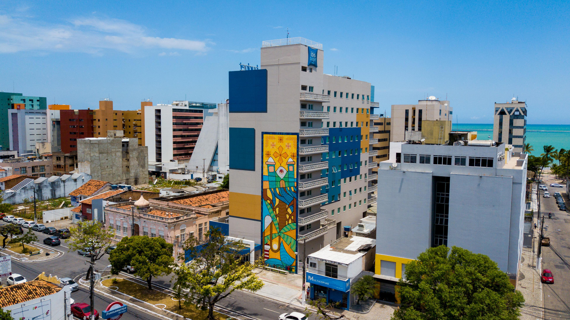 Vista Exterior ibis budget Maceió Pajuçara