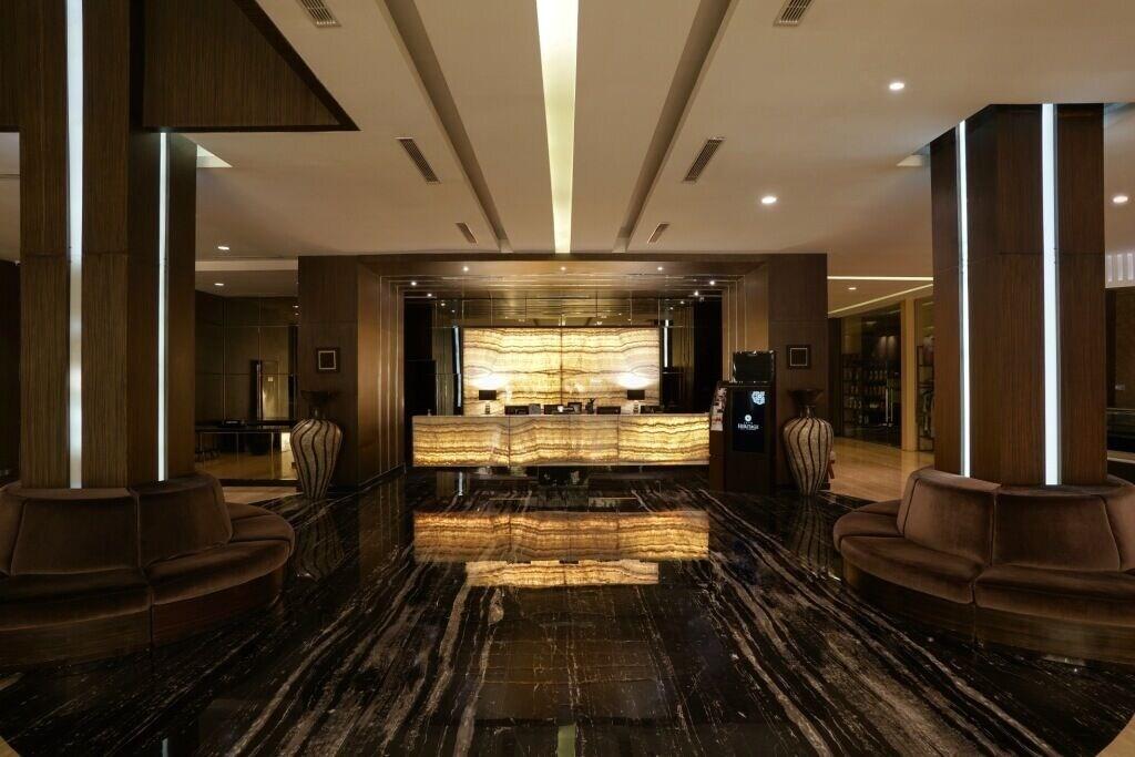 Vista Lobby Java Heritage Hotel Purwokerto