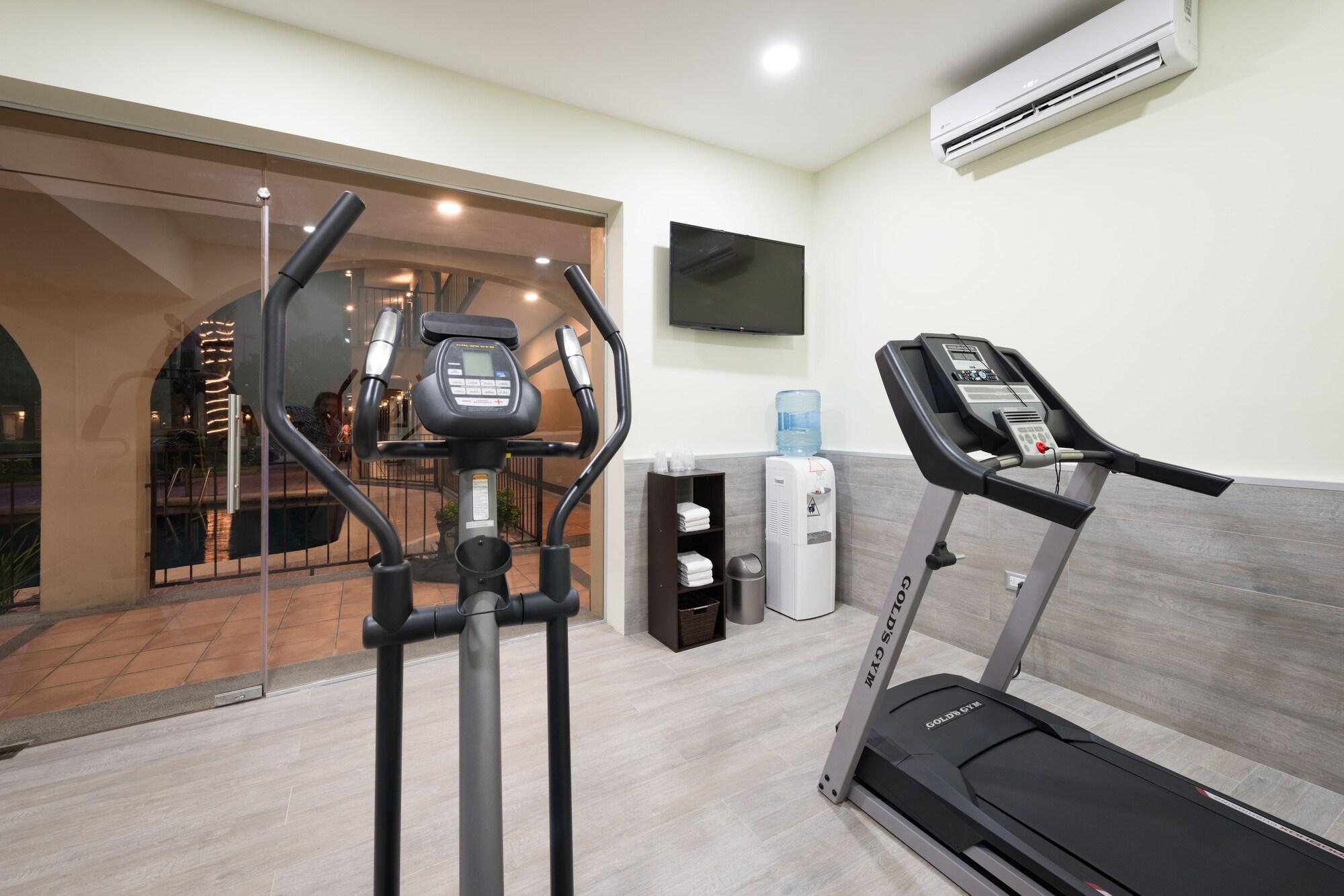 Gimnasio Sleep Inn Monterrey Norte