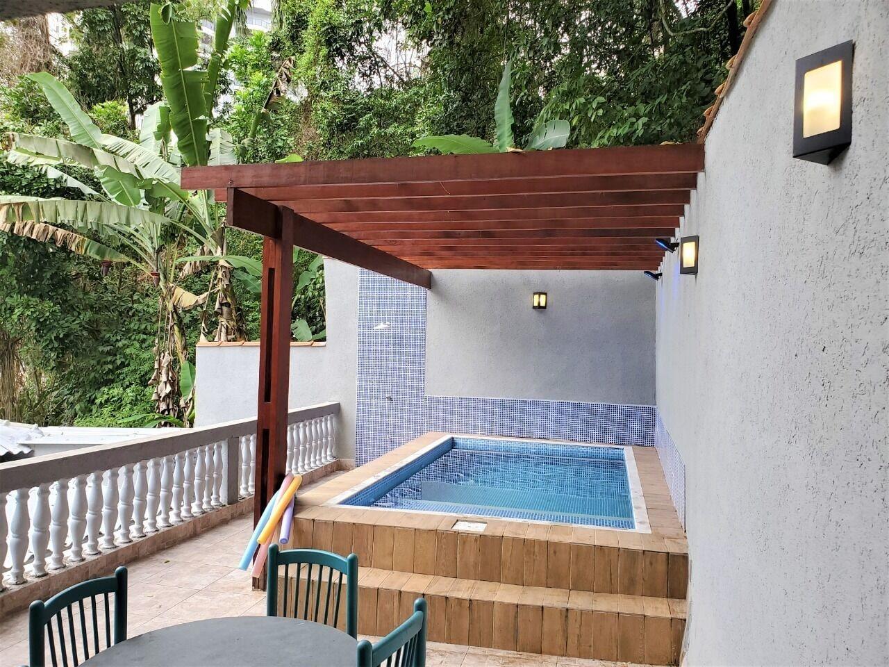 Vista Piscina Marmeu Pitangueiras