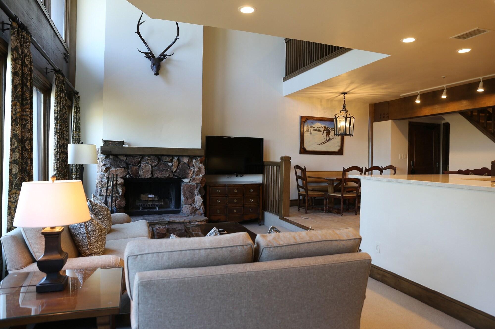 Comodidades del Alojamiento Viking Two Bedroom Loft 2 Apartment Hotel by RedAwning