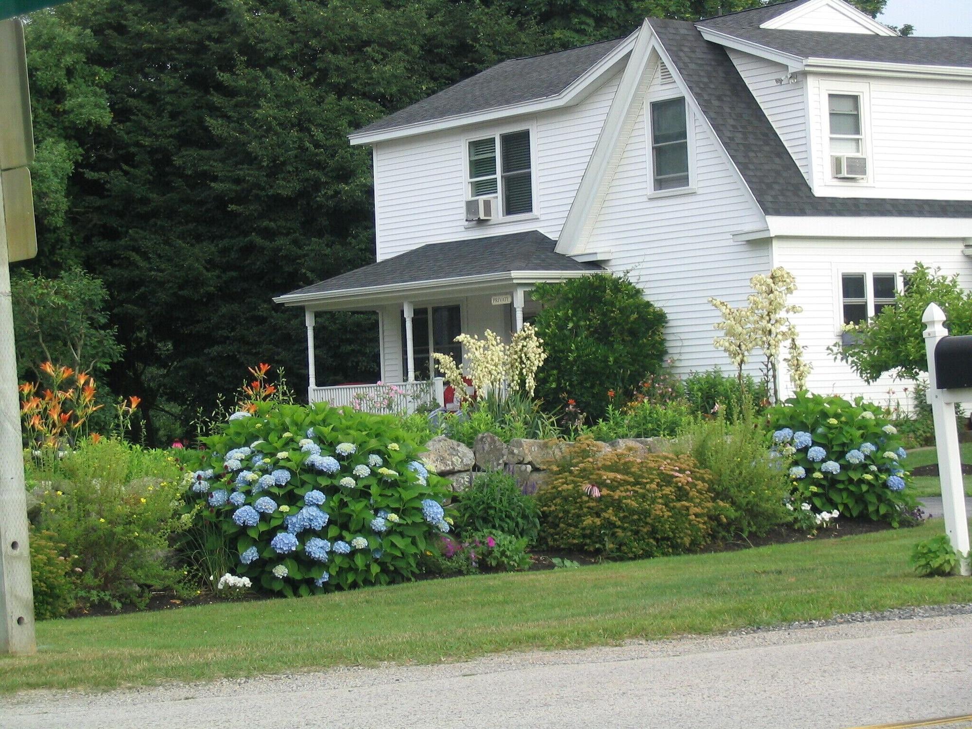 Vista Exterior Bittersweet Bed and Breakfast